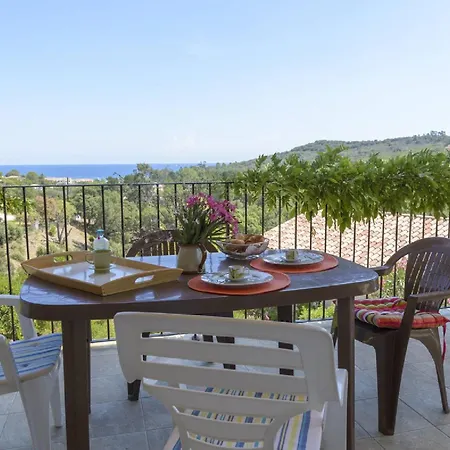 Albitru- Piscine A Partager- Wifi- Vue Mer- A Pieds * Conca